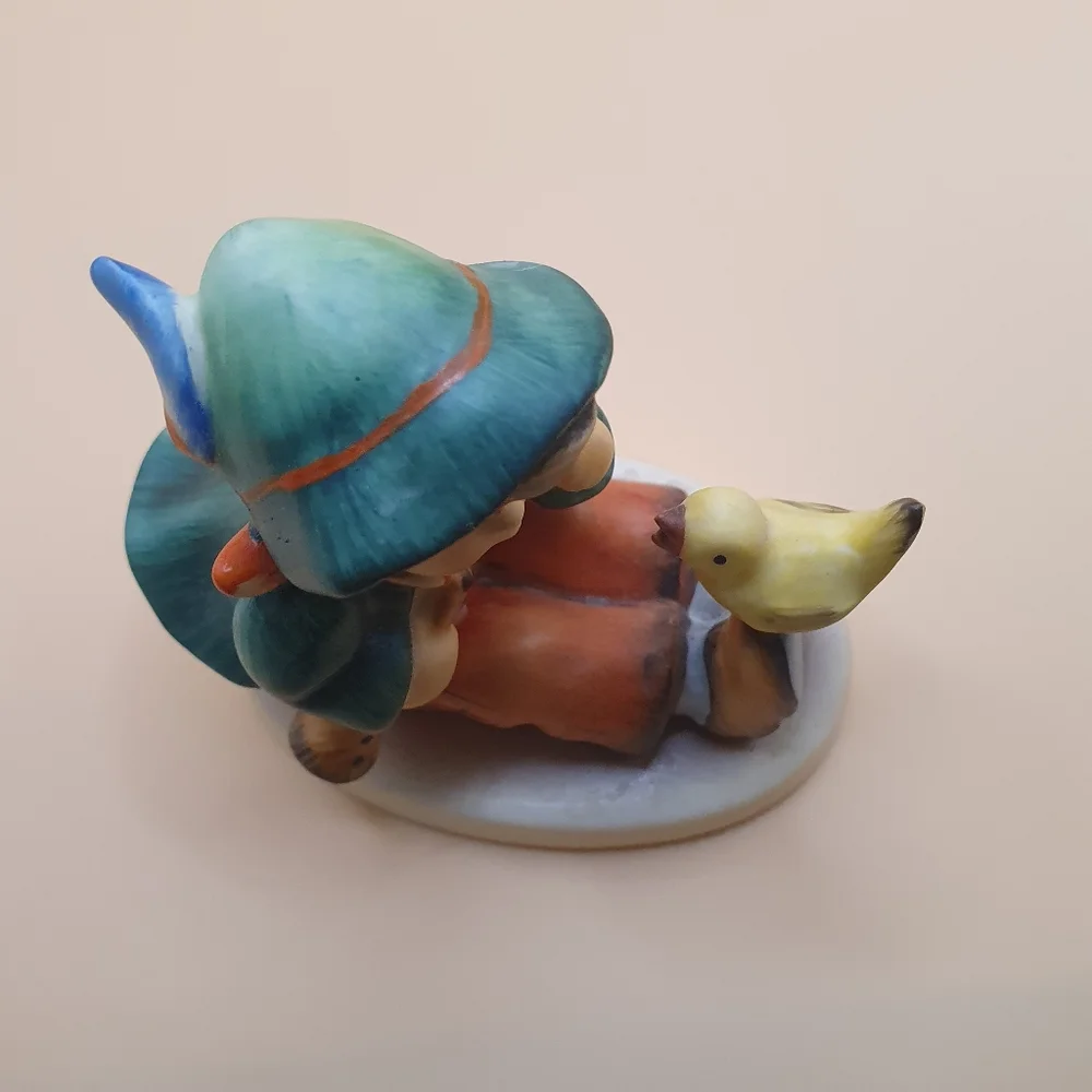 Goebel Singing Lessons Figurine - Picture 4 of 7